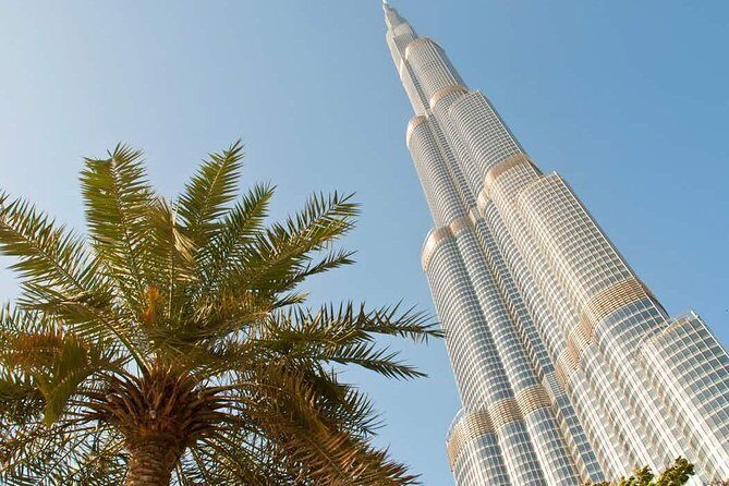 Burj Khalifa Entry Tickets to the 124 and 125 Level - The Ride Up: Elevators and Comfort