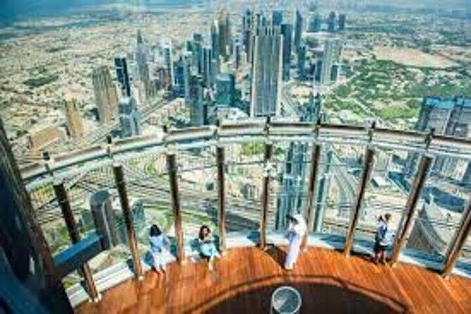 Burj Khalifa Top : Levels 124-125-148 with Lounge Access Tickets - An In-Depth Look at the Experience