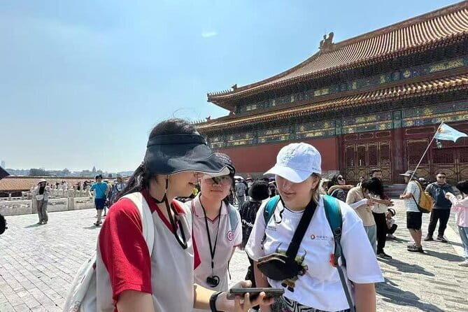 Busda:Mutianyu Great Wall and Summer Palace Guided Bus Tour - The Balance of Convenience and Authenticity