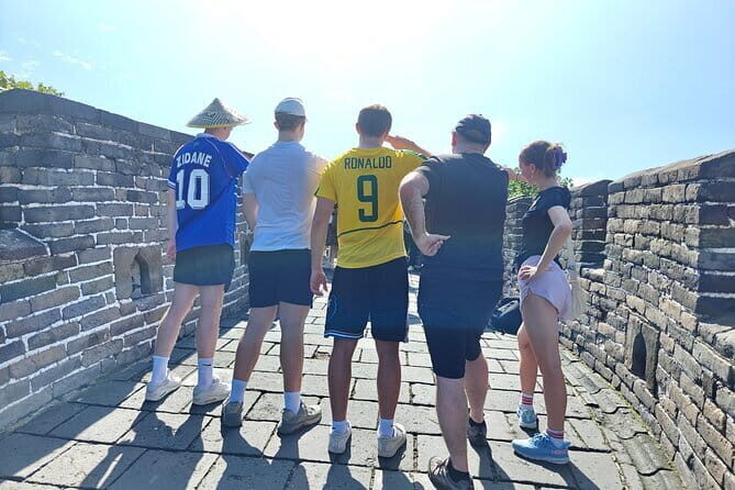 BusDa:Mutianyu Great Wall Bus Tour 8/9/10AM - Key Points