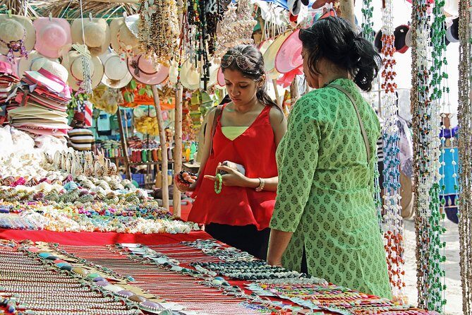Bustling Markets of Delhi (Guided Half Day Shopping Tour) - FAQ