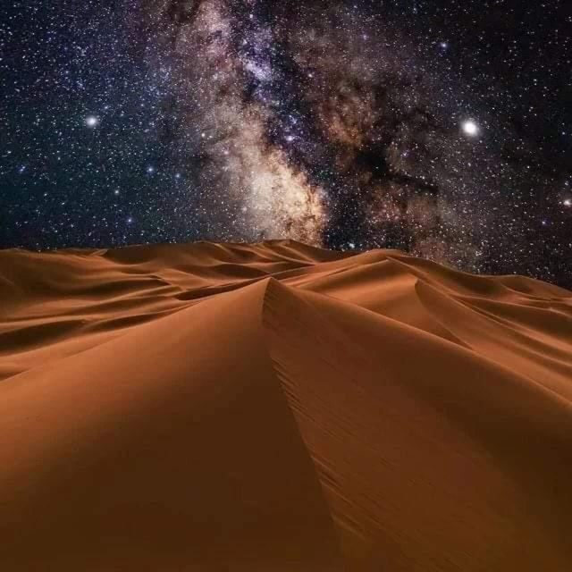 BY GROUP 2-Day Tour From Fes to Fes - Merzouga Luxury camps - Key Points