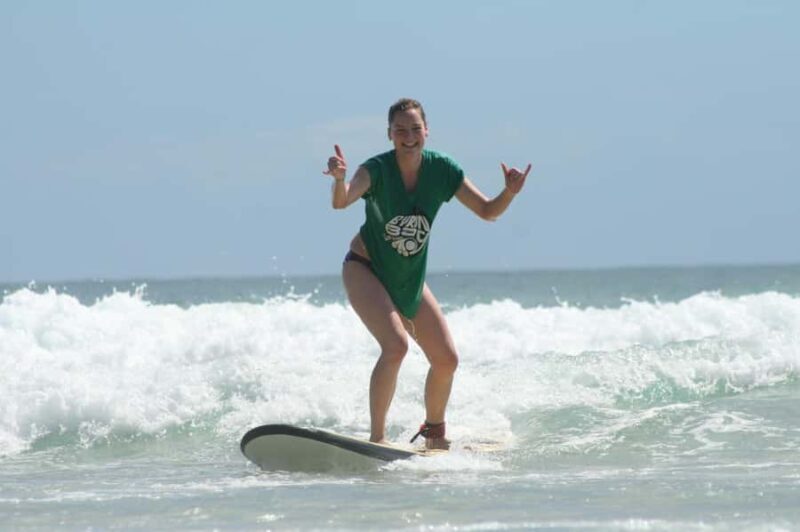 Byron Bay: Group Surf Lesson with Instructor - Key Points