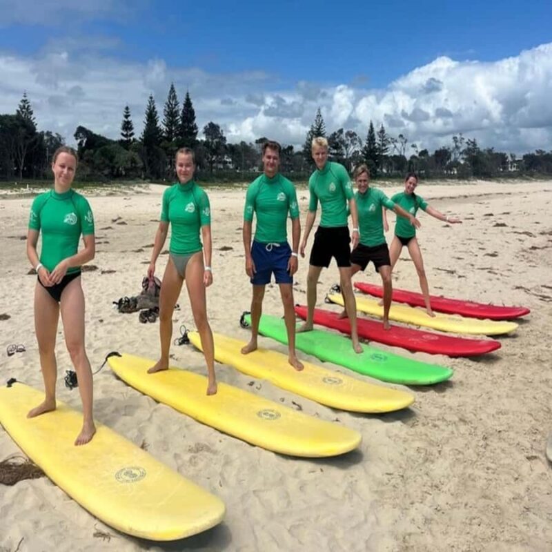 Byron Bay: Group Surf Lesson with Instructor - The Broader Experience: Byron Bays Surfer’s Paradise