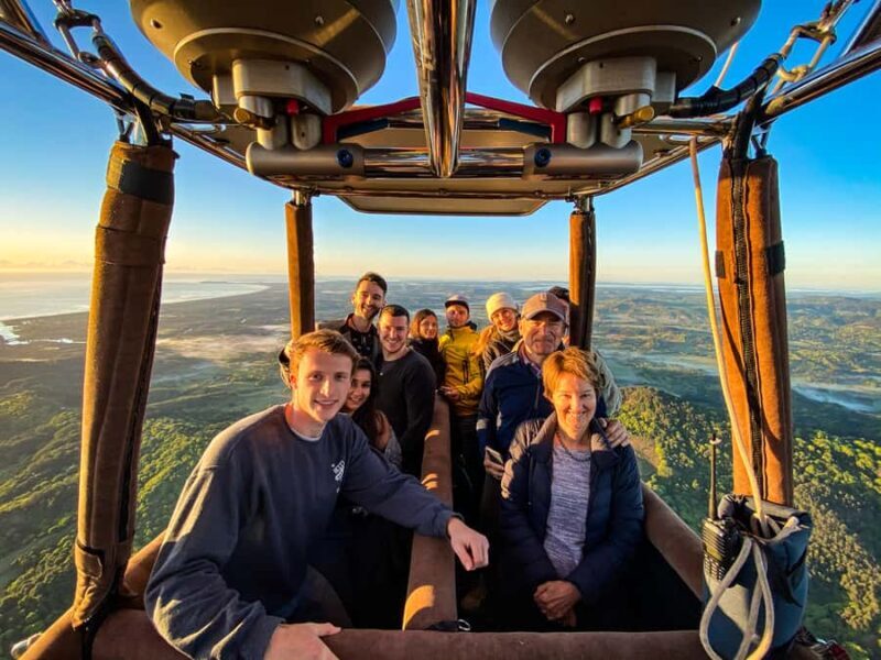 Byron Bay: Sunrise Hot Air Balloon Flight with Breakfast - A Full Breakdown of the Experience