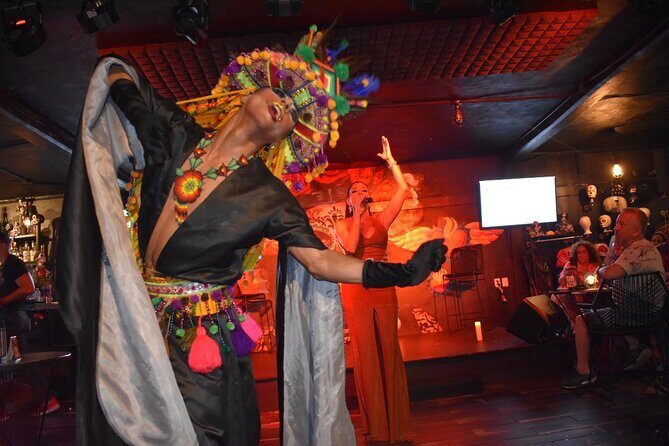 Cabaret Show and Mixology Cocktails in a Mexican Cantina - FAQ