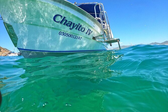 Cabo Arch Glass Bottom Boat: Hotel PICKUP, Arch & Lovers Beach - Key Points