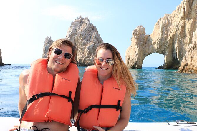 Cabo Arch Glass Bottom Boat: Hotel PICKUP, Arch & Lovers Beach - Comfort, Safety, and Practicalities