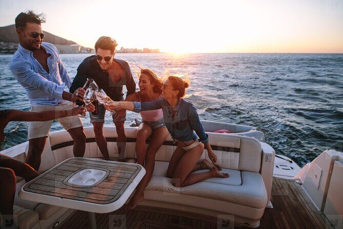 Cabo Arch Sunset Private Yacht Tour plus Dinner and Drinks - What to Expect: A Step-by-Step Breakdown