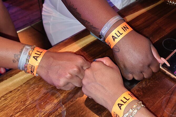 Cabo Bar Crawl - The BEST Bar and Clubs in Cabo - Practical Tips for Future Guests