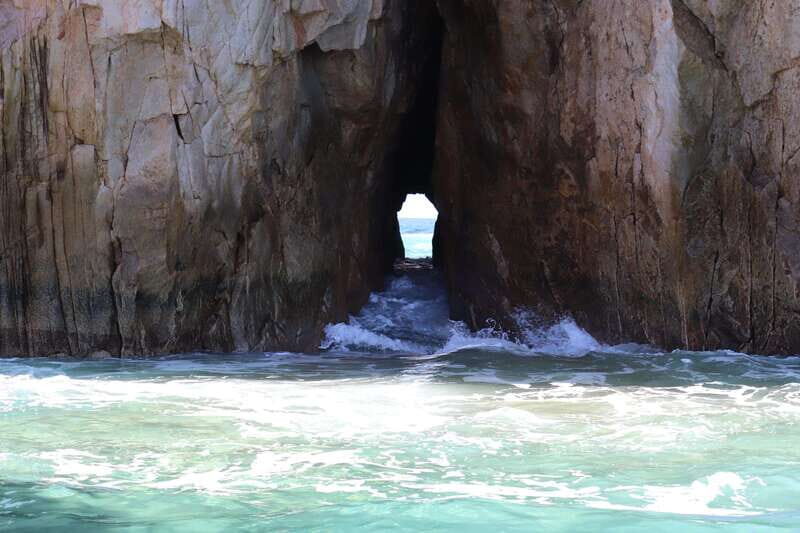 Cabo Encounter with Optional Clear Boat and Lunch - Lunch Break in San José del Cabo