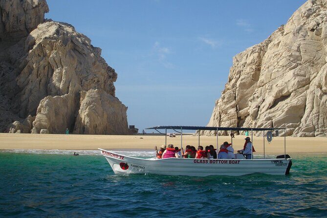 Cabo Glass-Bottom Boat  Arch, Marine Life & Scenic Views - Who Is This Tour Best Suited For?
