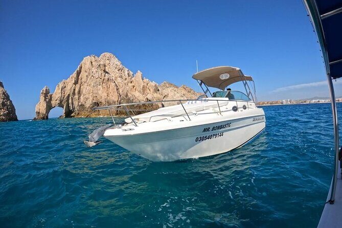 Cabo Private Yacht Cruise with Snorkeling and Swim Stop - A Closer Look at the Experience