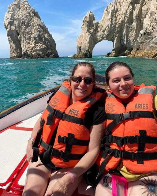 Cabo San Lucas: Arch Tour Glass Bottom Boat - FAQ