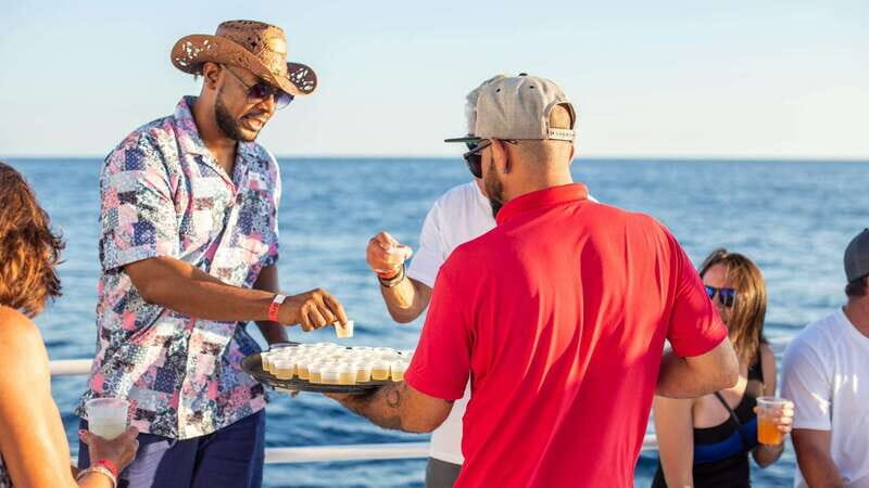 Cabo San Lucas: Cabo Mar Mexican Flavors Sunset Cruise - The Value of the Cabo Mar Sunset Cruise