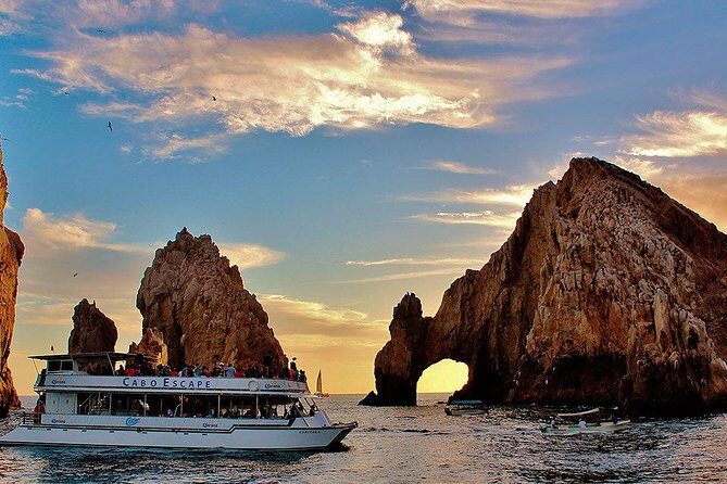 Cabo San Lucas Sunset Dinner Cruise with Open Bar - FAQ
