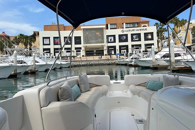 Cabo Yacht Tour to Lovers or Pelícano Beach + Beach Time - FAQs