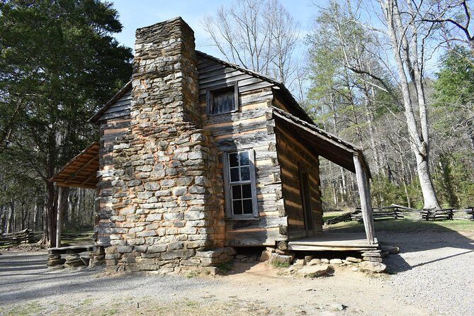 Cades Cove Sightseeing Bus Tour from Pigeon Forge - The Itinerary: What to Expect