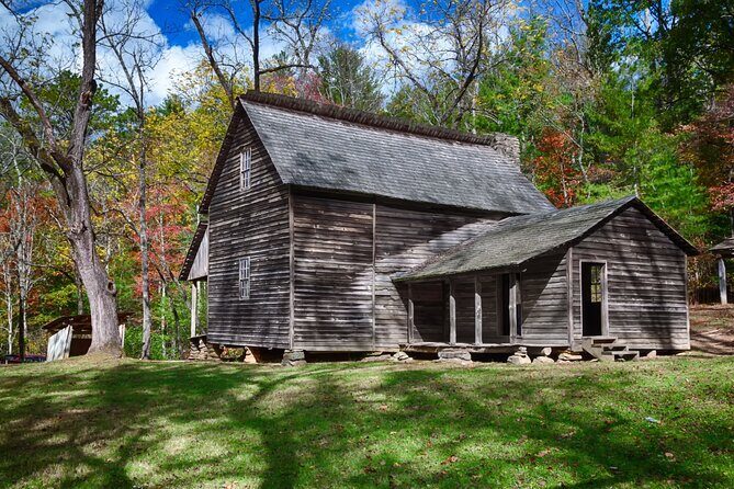 Cades Cove Sightseeing Self-Guided Driving Audio Tour - An In-Depth Look at the Cades Cove Self-Guided Tour