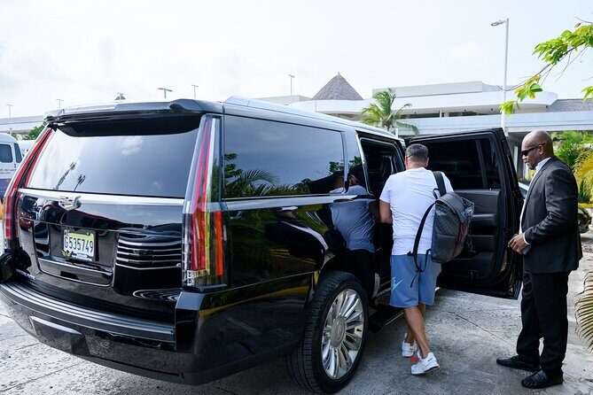 Cadillac Escalade Platinum, Punta Cana airport to Bavero & punta Cana - What to Expect from This Private Cadillac Transfer