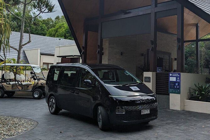 Cairns airport to port Douglas private Transfers one way - Who Should Consider This Service?
