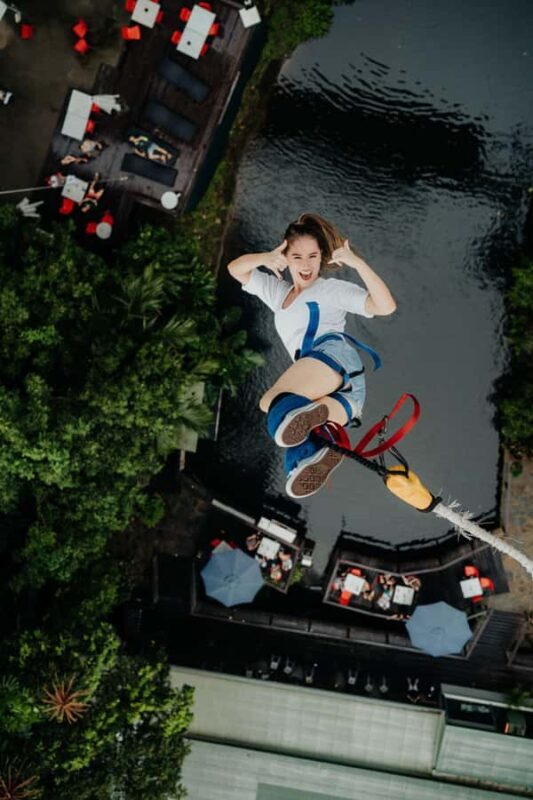 Cairns: Bungy Jump - An Introduction to the Cairns Bungy Jump Experience
