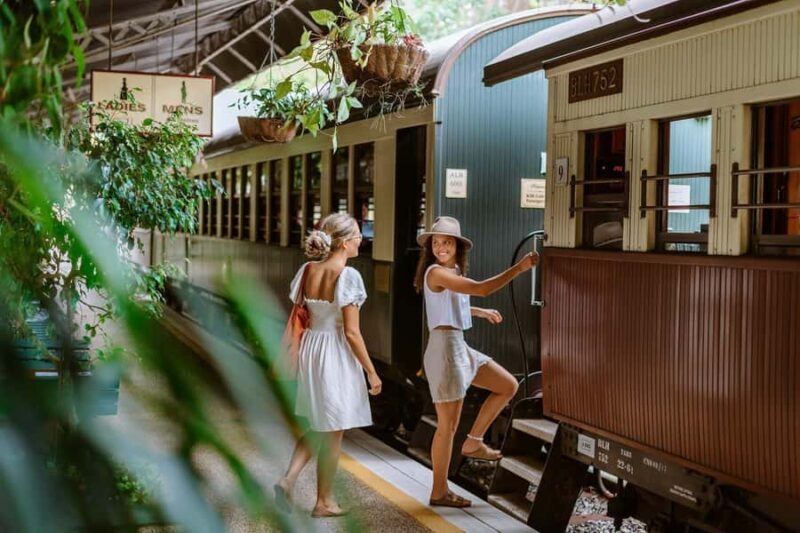 Cairns: Cattana Wetlands, Barron Falls & Kuranda Railway - Key Points