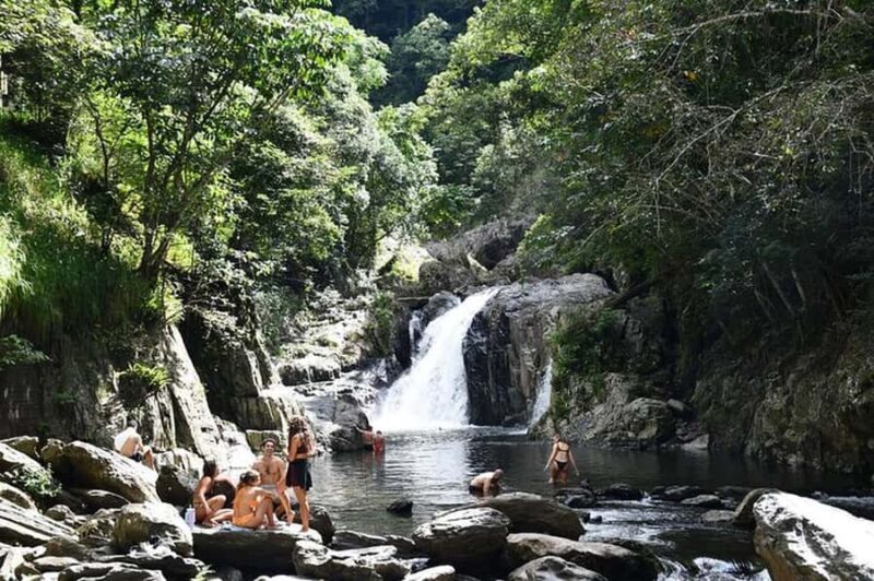 Cairns: Explorer Tour- Cairns Waterfalls - Gordonvale and Behana Gorge