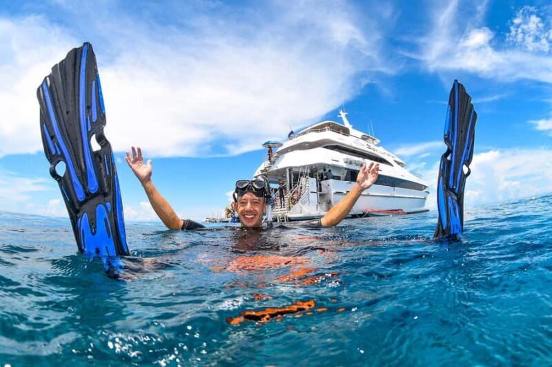 Cairns: Outer Great Barrier Reef Full-Day Tour with Lunch - The Gourmet BBQ Lunch