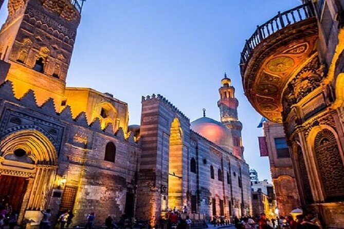 Cairo by Night and Dinner Cruise - A Closer Look at the Cairo Nile Dinner Cruise