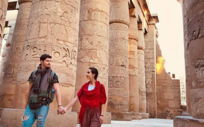 Cairo: Dinner with Grand Egyptian Museum & Pyramids Views - The Guided Element and the Return
