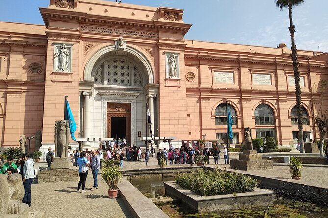 Cairo excursion from Hurghada Small Group - Delicious Local Lunch with a View