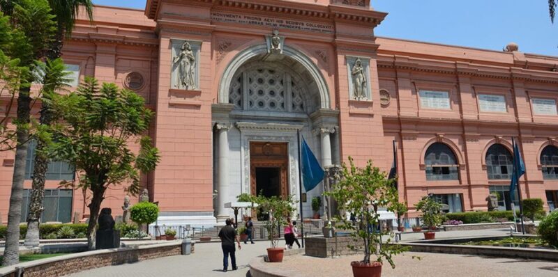 Cairo/Giza: Guided Pyramids, Sphinx and Egyptian Museum Tour - Real Traveler Feedback: What They Love and What Could Improve