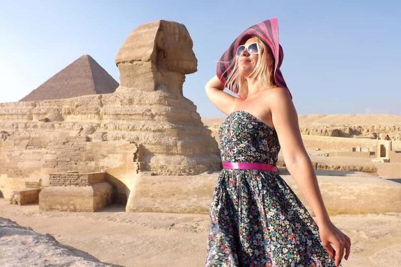 Cairo: Giza Pyramids, Museum & Bazaar Tour with Lunch - Authenticity and Guide Excellence