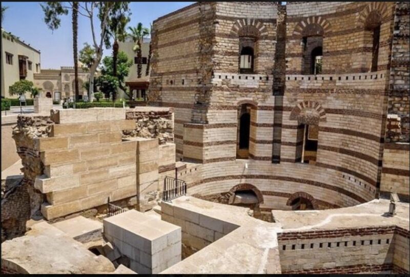 Cairo: Islamic and Coptic Cairo Private Tour with Lunch - The Experience: Visuals and Atmosphere
