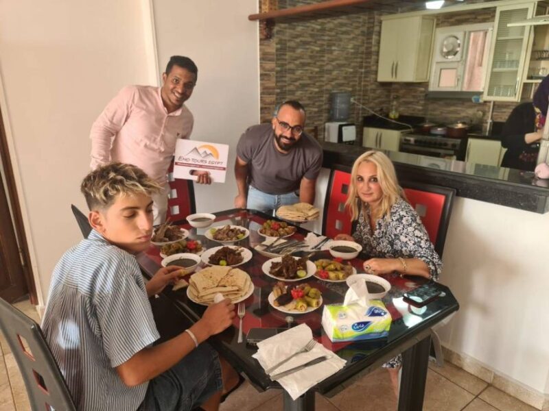Cairo: Lunch or Dinner at Local Houses - Key Points