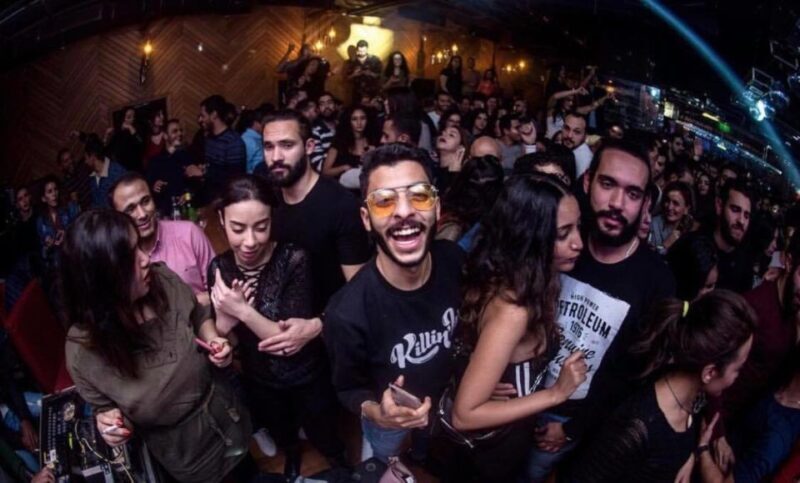 Cairo: Pub Crawl and Speakeasy Bar Tour with 2 Free Drinks - Who Should Consider This Tour?