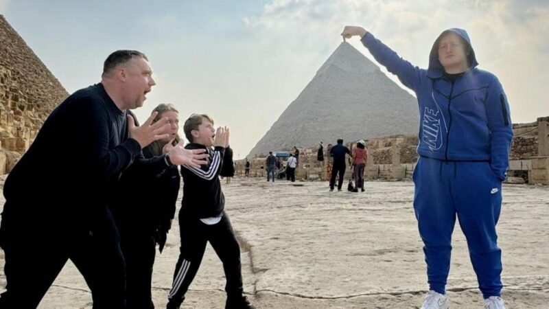Cairo: Pyramids and Museum Tour with Sound and Light Show - A Day in Cairo: What to Expect from This Tour