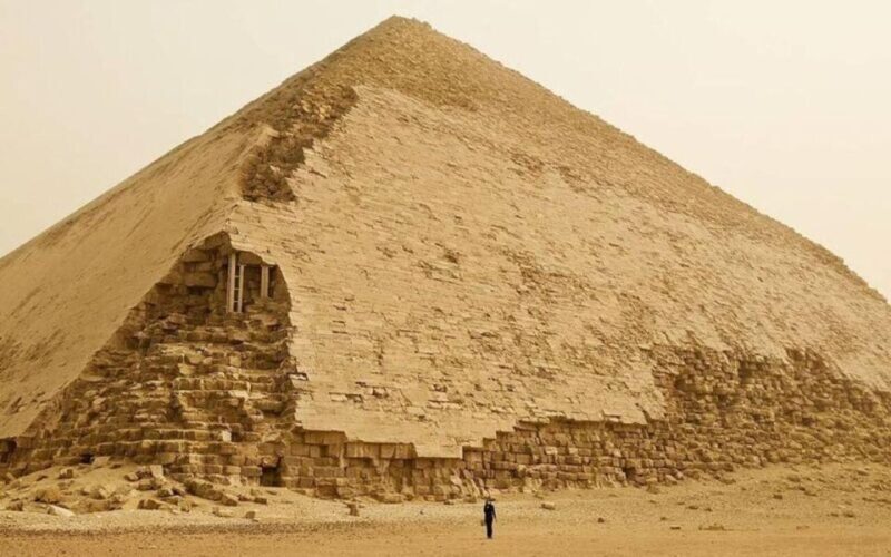 Cairo: Pyramids, Memphis, Sakkara day trip - Key Points