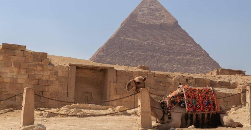 Cairo: Pyramids & Sphinx Tour with Grand Egyptian Museum - Exploring the Giza Pyramids and Sphinx