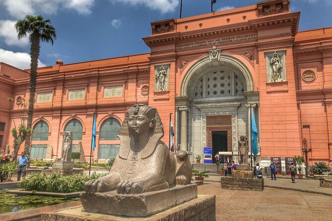 Cairo pyramids tour from Hurghada and Nile boat without Stopping - FAQ