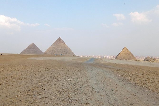Cairo Top Tour in one day pyramids,Museum,Felucca and khan El khalili Bazar - Exploring the Giza Pyramids and Sphinx