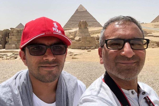 Cairo Trip from Hurghada small group (6 persons, Pyramids, Sphinx, Museum) - Key Points