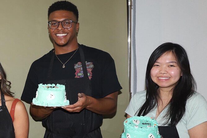Cake Decorating in Houston - Who Will Enjoy This Experience the Most?