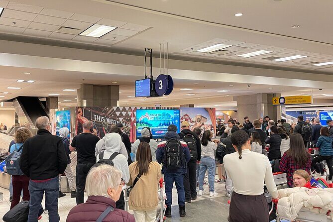 Calgary Airport Express to Banff via Canmore - An Honest Look at the Calgary to Banff Shuttle