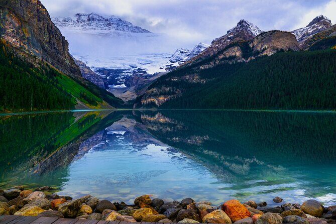 Calgary to Lake Louise and Lake Moraine - Value and Cost Analysis