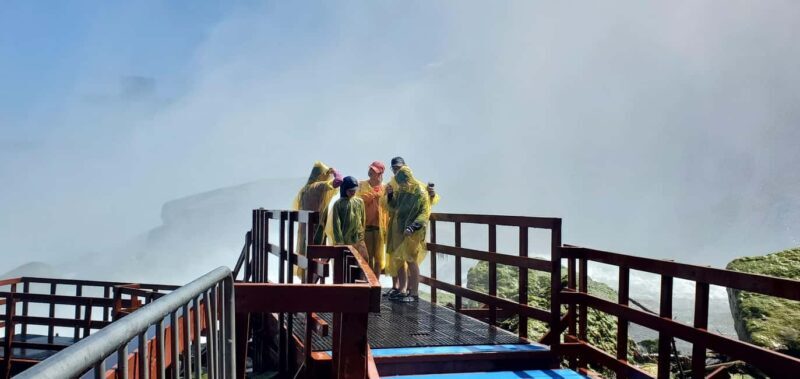 Canada small group Adventure Tour W Tower and Journey - Up Close with Niagara Falls