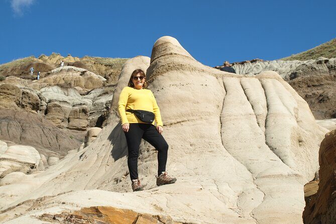 Canadian Badlands | Drumheller | Travel Back In Time in Jeep - The Sum Up