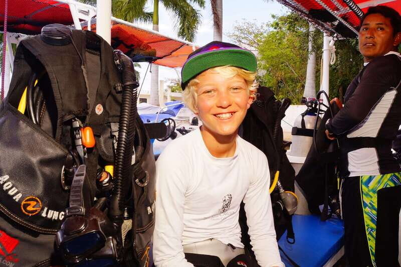 CANCUN: 2T REEF DIVES FOR CERTIFIED DIVERS - The Cost: Recognizing Value