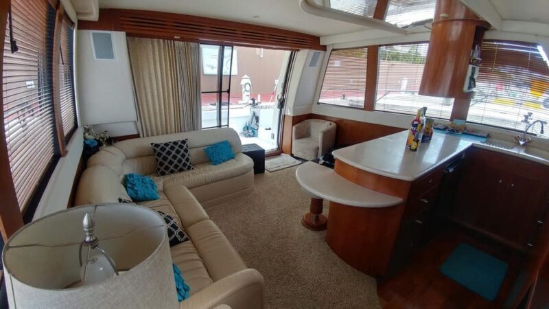 Cancun: 4-hour 55ft Luxury Yacht Rental with Food and Drinks - Analyzing the Value